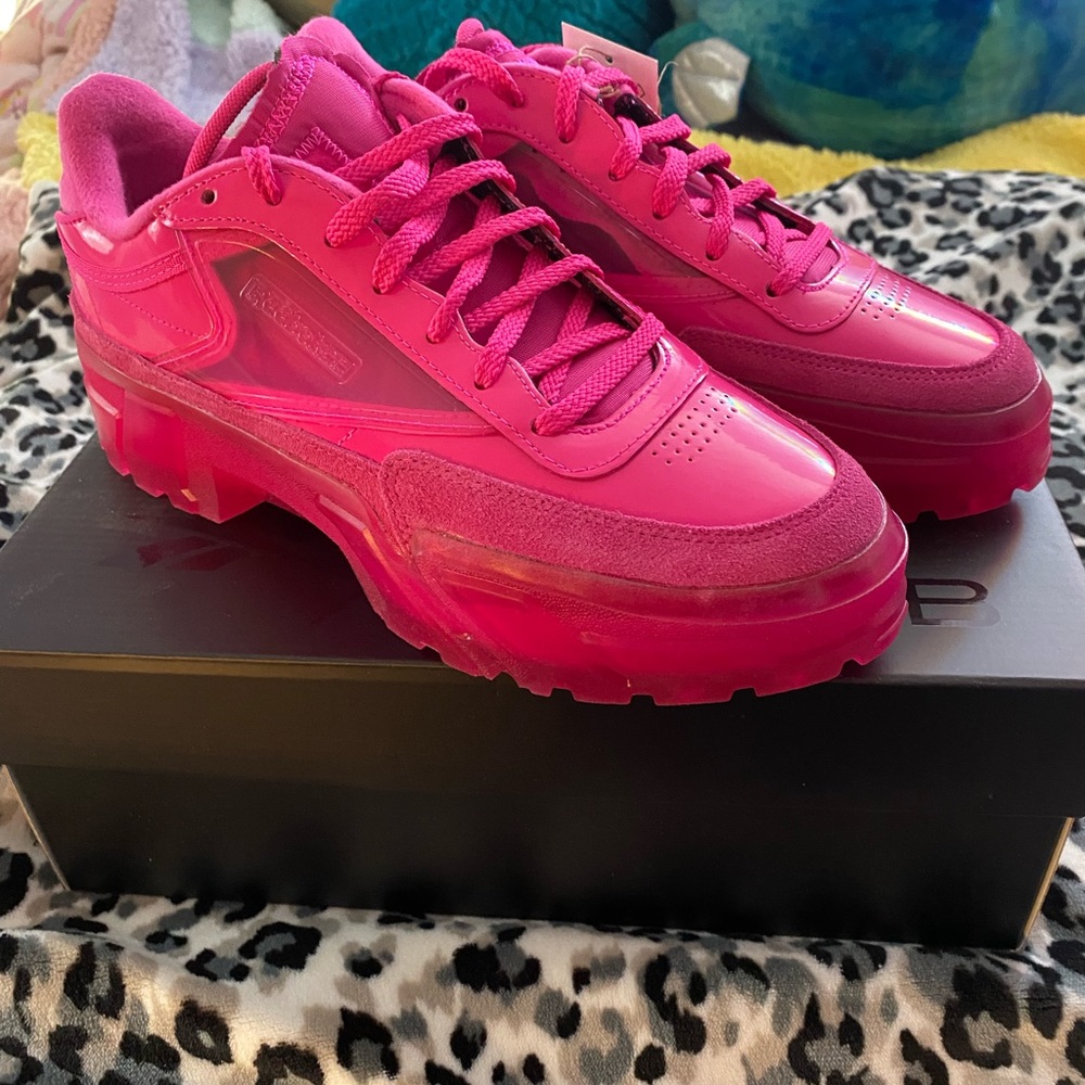 Reebok Cardi B Club C Sneakers ‘Dynamic Pink’ 9.5